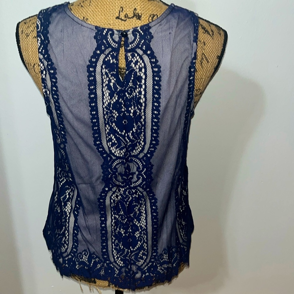 Navy Lace Overlay Sleeveless Top L - Picture 2 of 4